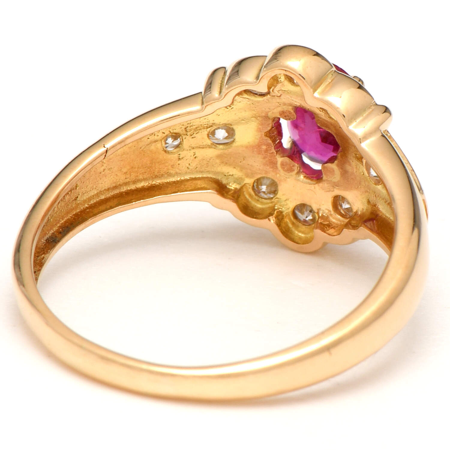 18KY Ruby(0.52) & Diamond(0.27) Scalloped Ring-2