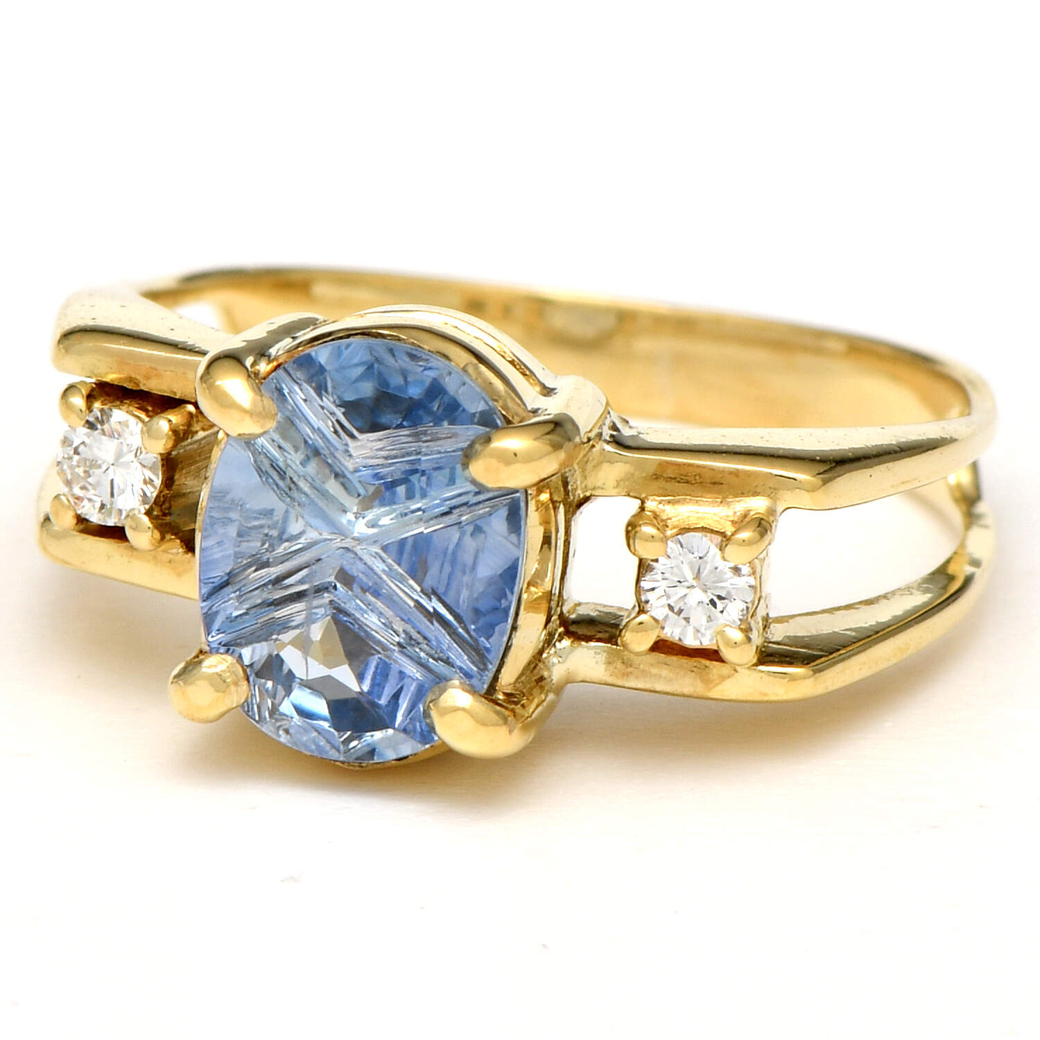 18KY Fancy Carved Sapphire(1.80) & Diamond(0.06) Ring-1