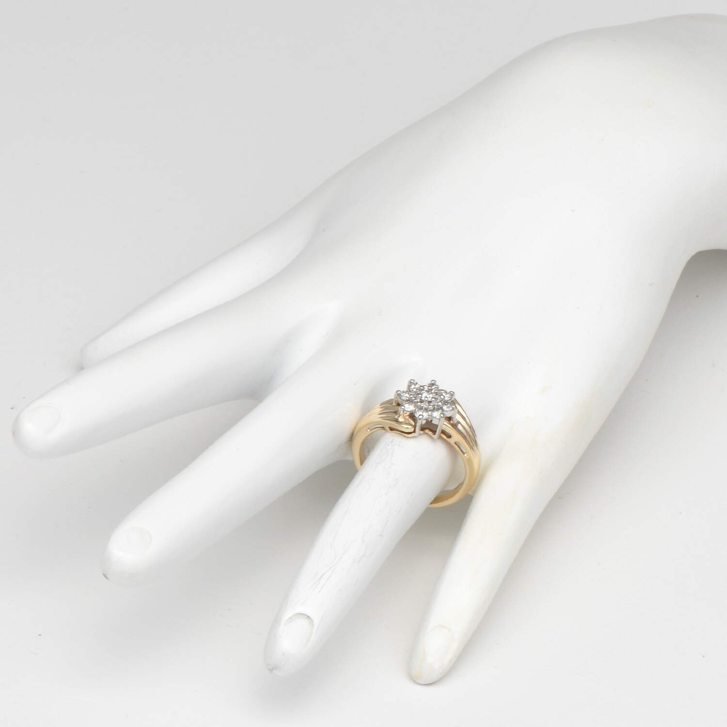 14KYW Vintage Diamond (0.26) Cluster Bypass Ring-6