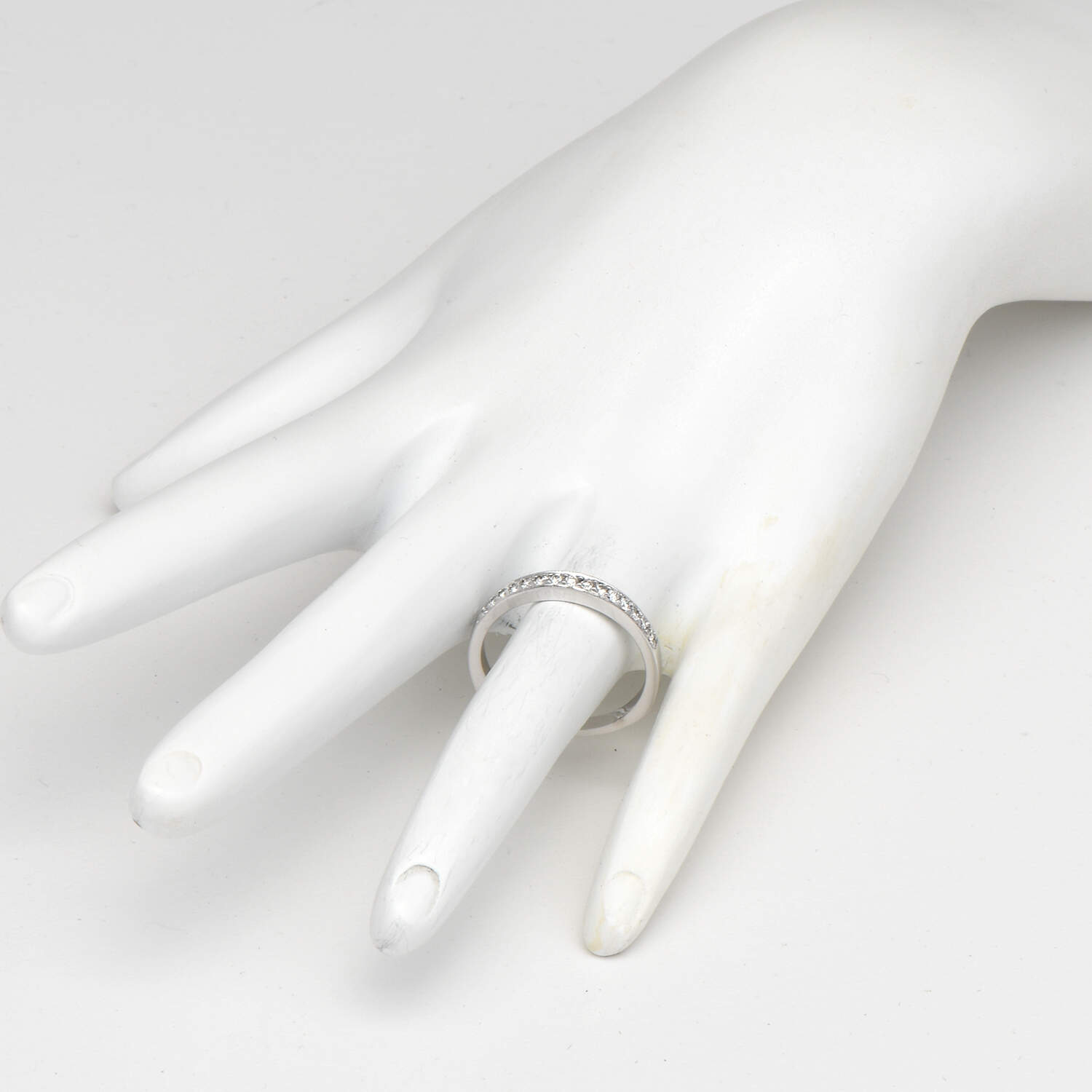 18KW Diamond(0.30) Half Eternity Band Ring-6
