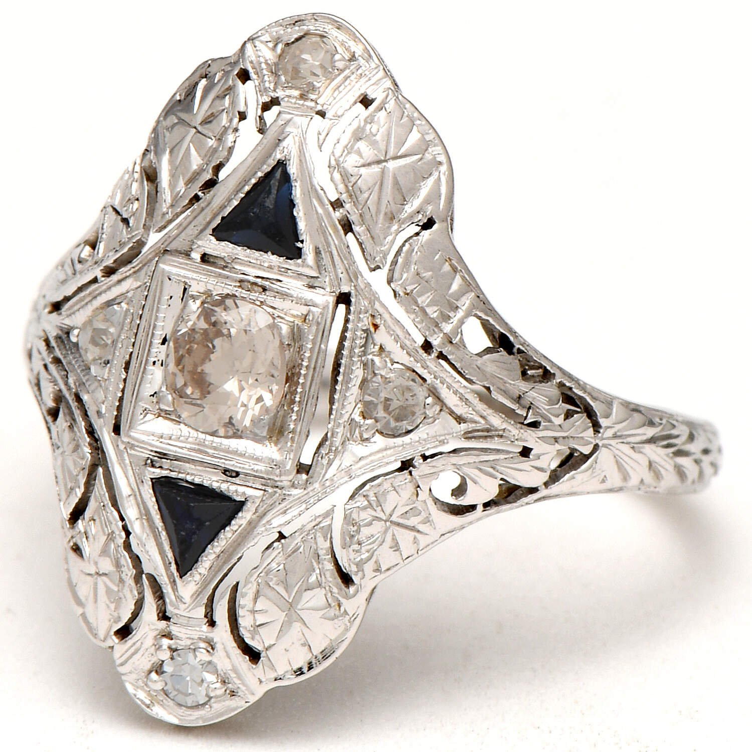 18KW Art Deco Diamond(0.26) & Sapphire(0.20) Shield Ring-1