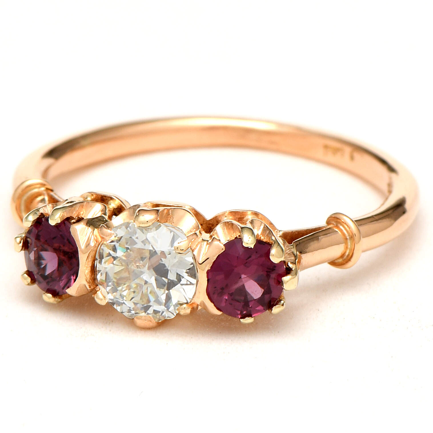 18KY Three Stone Diamond(0.40) & Ruby(0.40) Ring-1