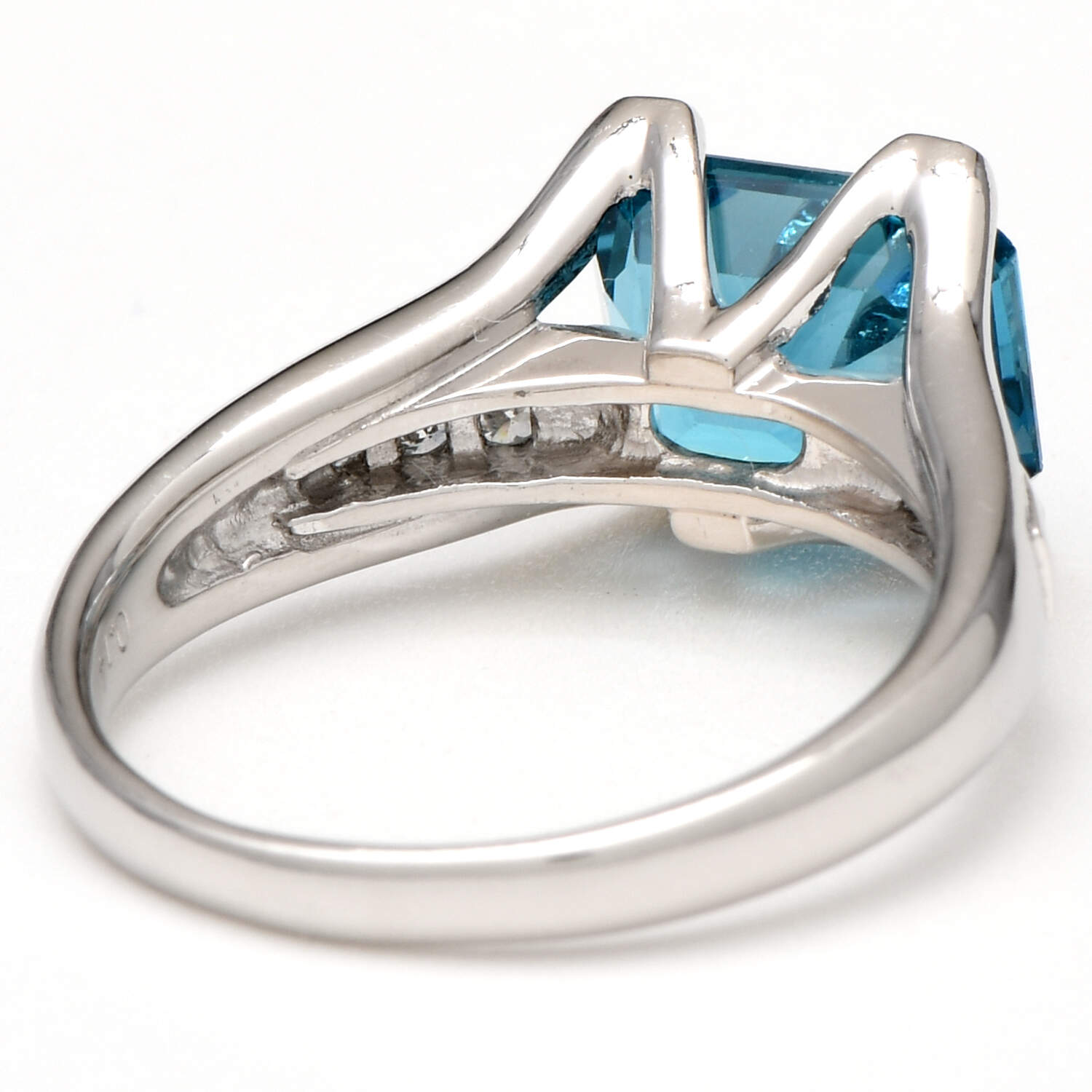 Platinum Blue Topaz(3.77) & Diamond(0.14) Ring-2