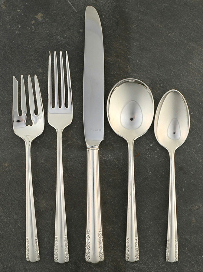 Chapel Bells (Sterling, 1939) 5 Piece Place Size Setting by Alvin-1