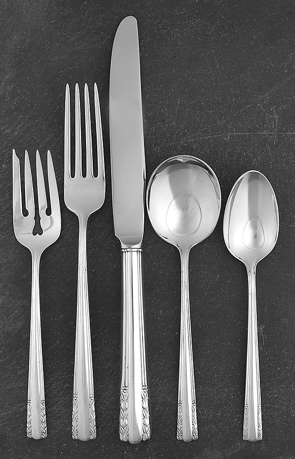 Chapel Bells (Sterling, 1939) 5 Piece Dinner Size Setting by Alvin-1