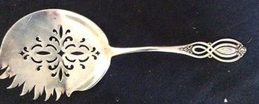 Chippendale-Old (Sterling, 1900) Solid Macaroni Server by Alvin-1