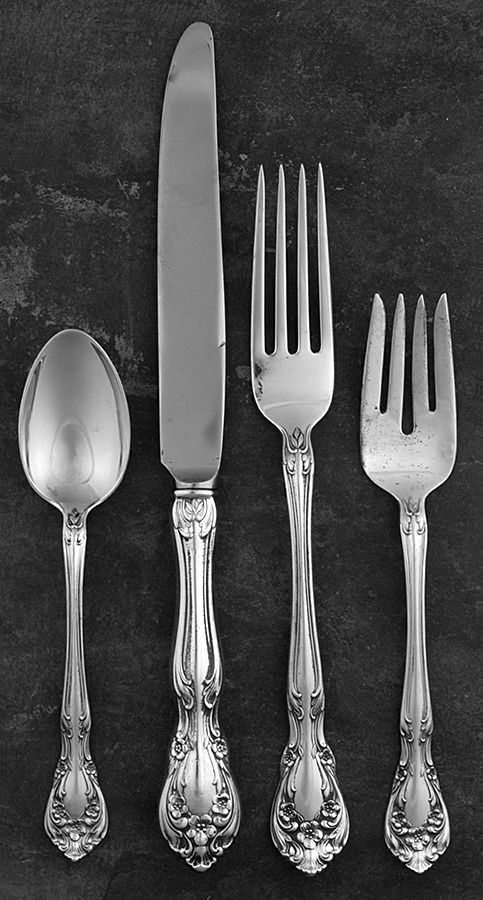 Chateau Rose (Sterling, 1940, No Monograms) 4 Piece Dinner Size Setting by Alvin-1