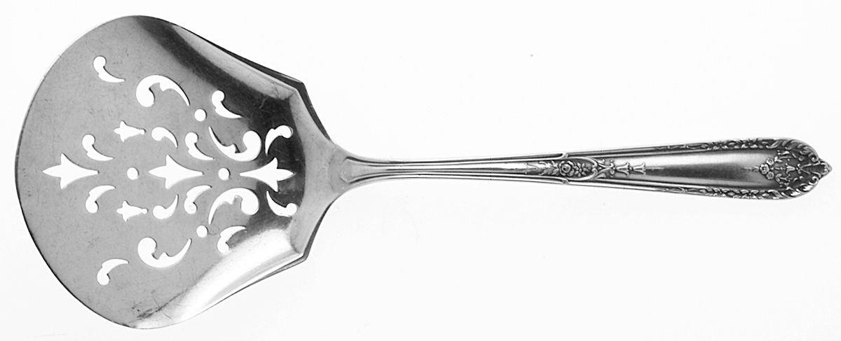 Della Robbia (Sterling, 1922, No Monograms) Large Cucumber Server by Alvin-1