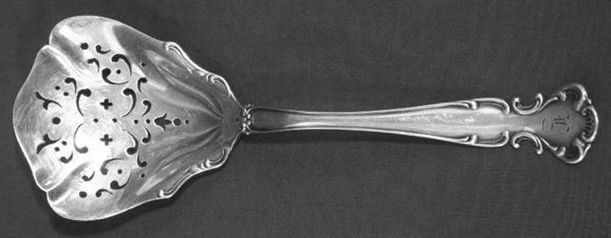 Flanders-Old (Sterling, 1900, No Monograms) Large Pierced Pea Serving Spoon by Alvin-1