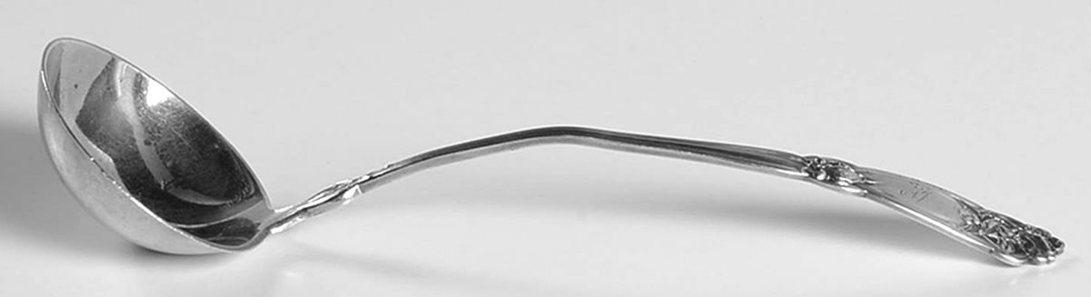 Fleur De Lis (Sterling, 1907) Solid Piece Cream Ladle by Alvin-1