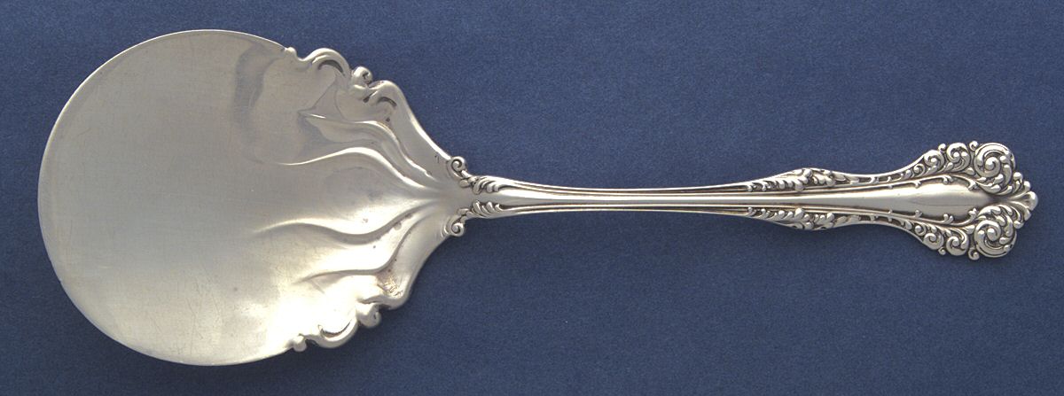 Florentine (Sterling, 1900) Solid Waffle Server by Alvin-1