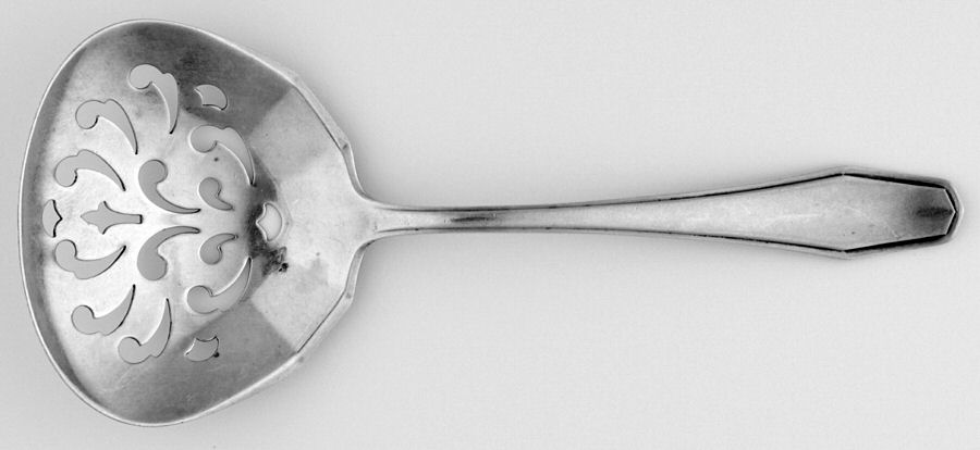 Hampton (Sterling, 1910-1912) Solid Bon Bon Spoon with Pierced Bowl by Alvin-1