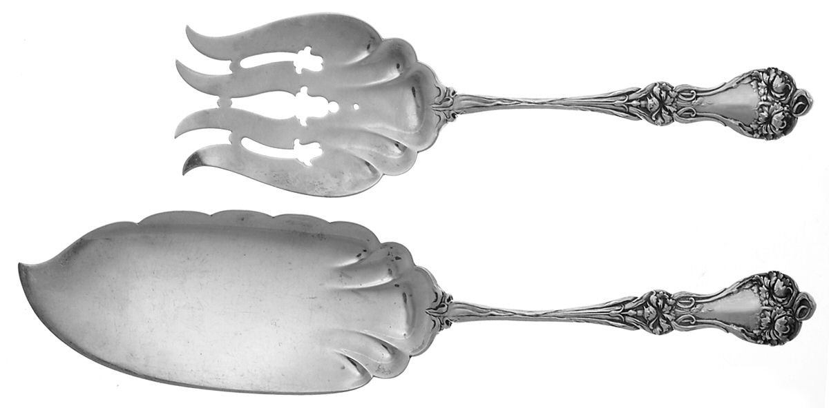 Majestic (Sterling, 1900, No Monograms) 2 Piece Large Solid Fish Serving Set by Alvin-1