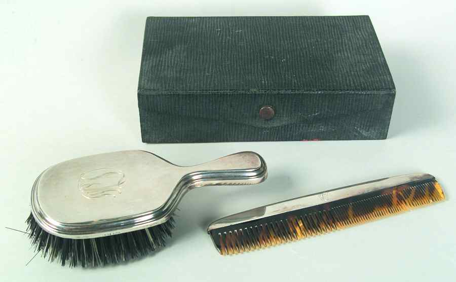 Sterling Hollowware Vanity Set (Brush and Comb) by Alvin-1