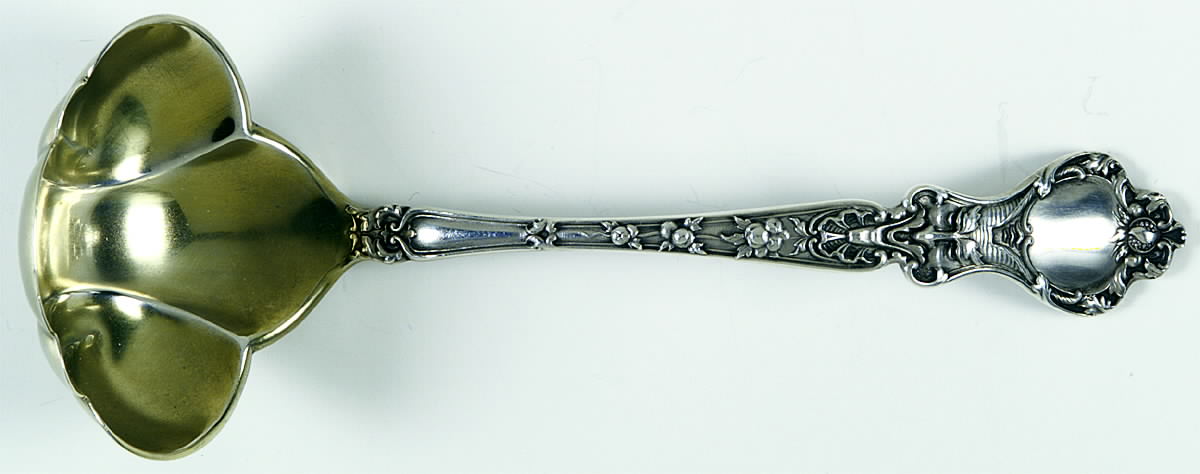 Nuremburg (Sterling, 1903, No Monograms) Solid Gravy Ladle by Alvin-1