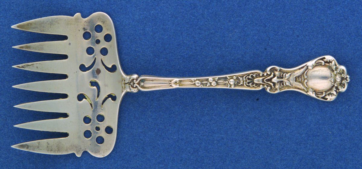 Nuremburg (Sterling, 1903, No Monograms) Small Solid Tined Sardine Serving Fork by Alvin-1