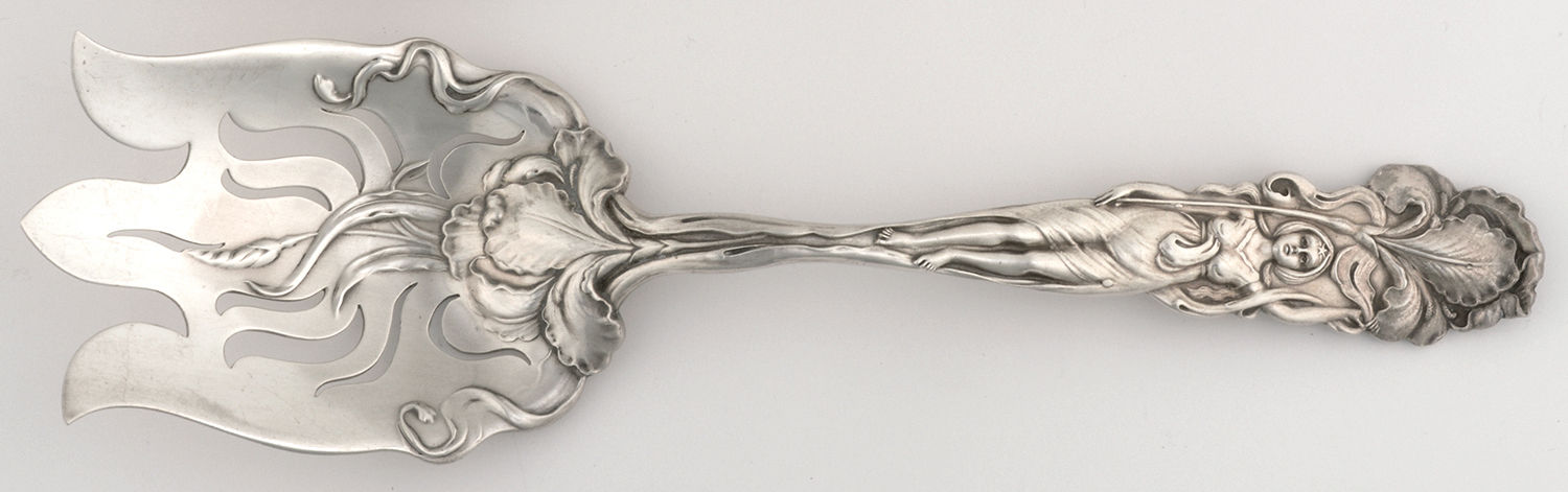 Raphael (Sterling, 1902) Oversize Solid Salad Servng Fork by Alvin-1