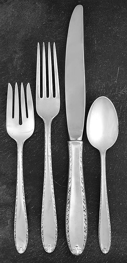 Southern Charm (Sterling, 1947) 4 Piece Dinner Size Setting by Alvin-1