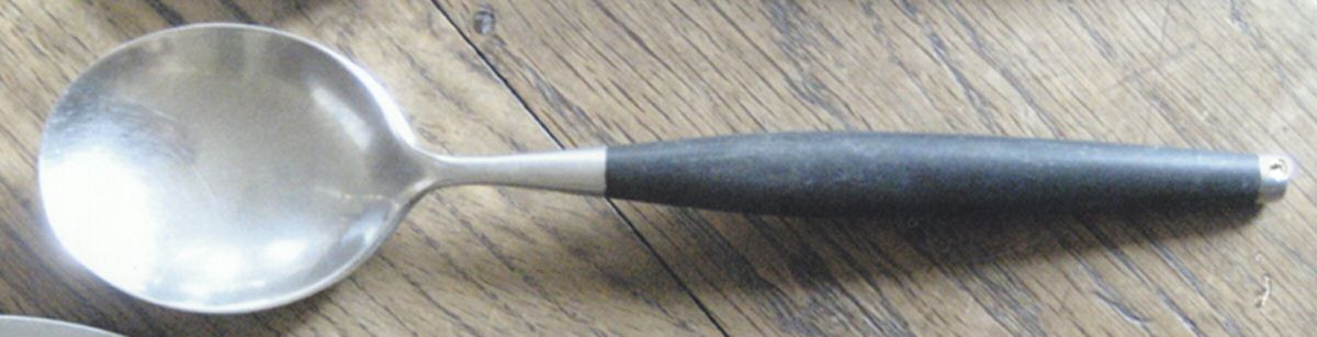 AZN2 (STAINLESS) Place/Oval Soup Spoon by Alfred Zanger & Co-1