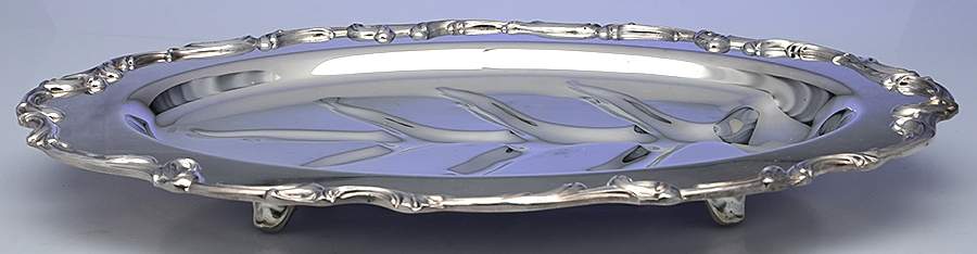 French Scroll (Silverplate, Hollowware) 16" 4 Toed Meat Platter with Well by Alvin-1
