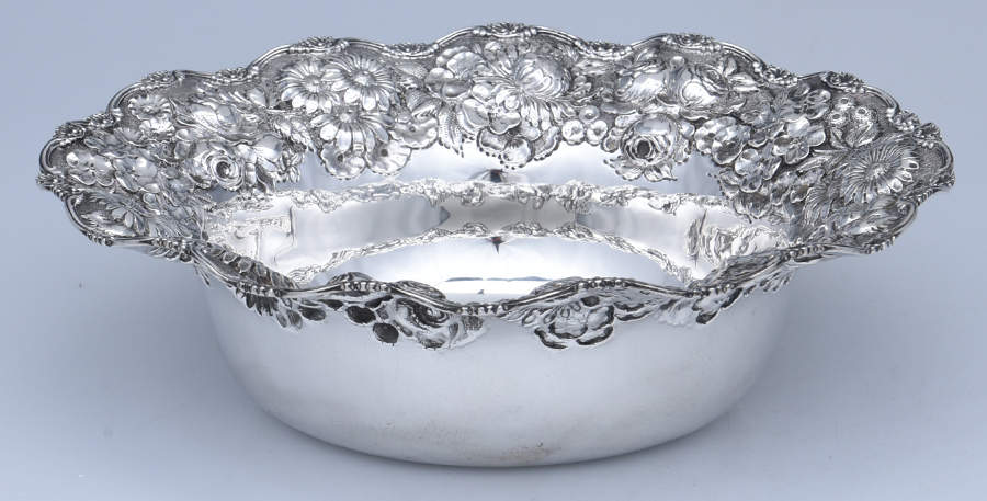 Repousse (Sterling, Hollowware) 9" Round Vegetable Bowl by AG Schultz-1