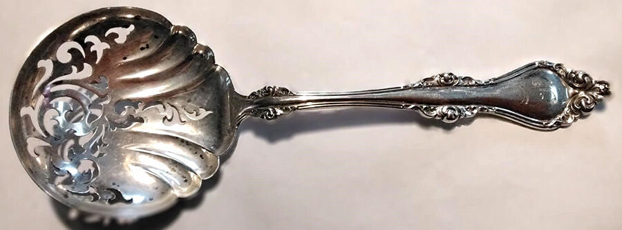 Lorraine (Sterling, 1904, No Monograms) Large Pierced Pea Serving Spoon by Alvin-1
