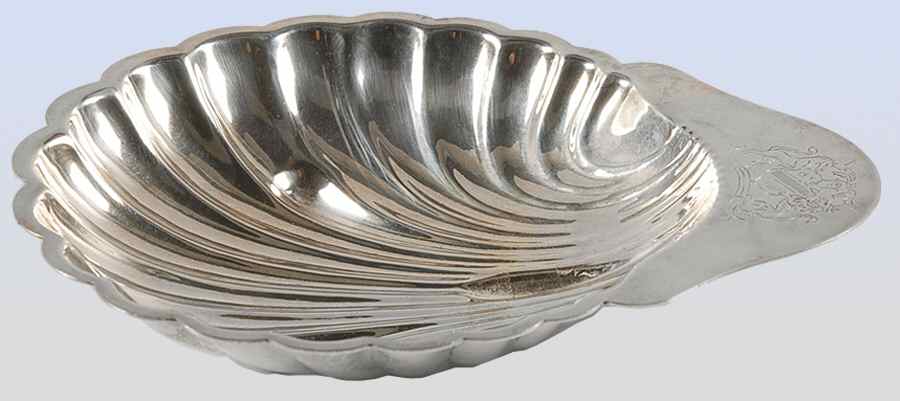 Silverplate Hollowware Silverplate Shell Bon Bon Bowl by Art Silver -1
