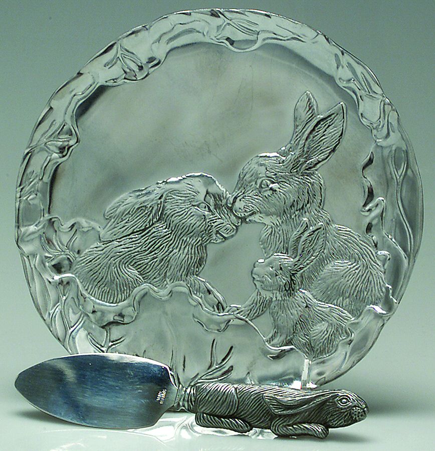 Bunnies (Aluminum, Hollowware) Cheese Plate W/Server (Chess + Plche) by Arthur Court-1