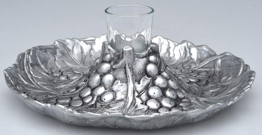 Grape (Aluminum, Hollowware) Round Tidbit Tray with Glass Insert by Arthur Court-1
