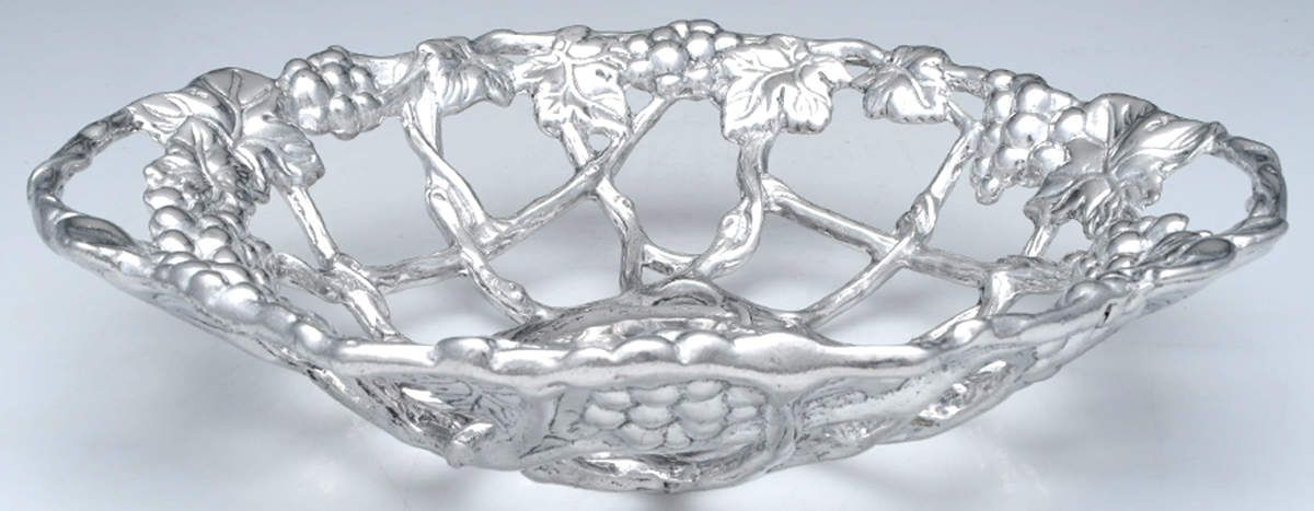 Grape (Aluminum, Hollowware) 14" Fruit Basket by Arthur Court-1