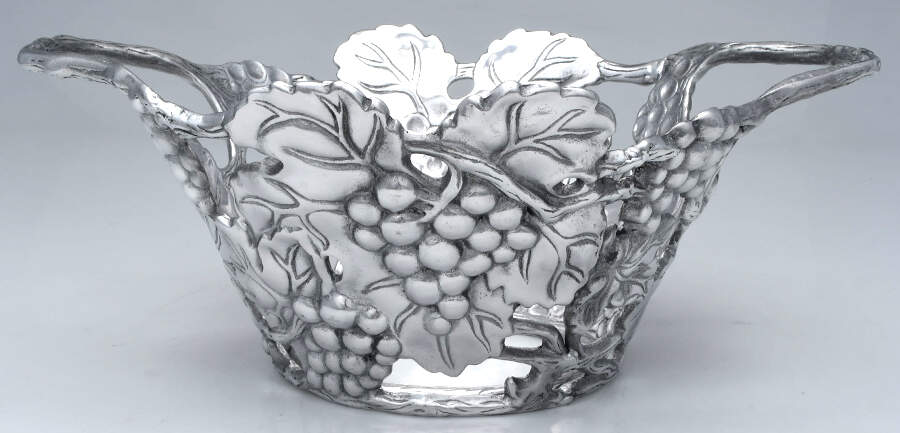 Grape (Aluminum, Hollowware) Metal Stand for Salad Bowl by Arthur Court-1