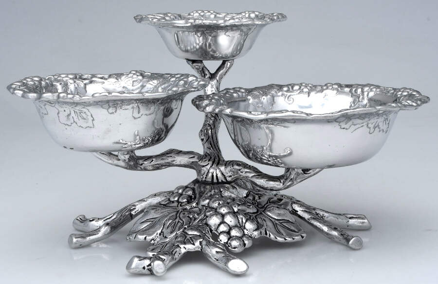 Grape (Aluminum, Hollowware) 3 Tier Serving Bowl by Arthur Court-1