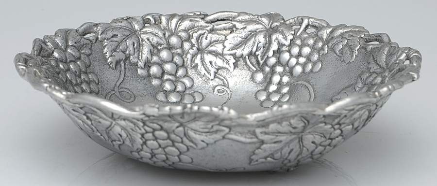 Grape (Aluminum, Hollowware) 8" Round Bowl by Arthur Court-1