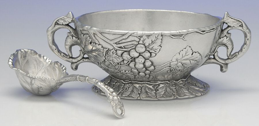 Grape (Aluminum, Hollowware) Sauce Boat W/Ladle by Arthur Court-1
