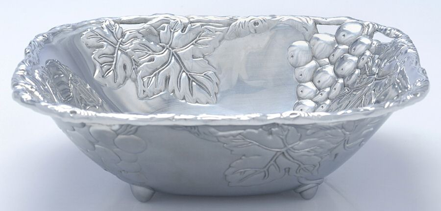 Grape (Aluminum, Hollowware) 9" Salad Serving Bowl by Arthur Court-1