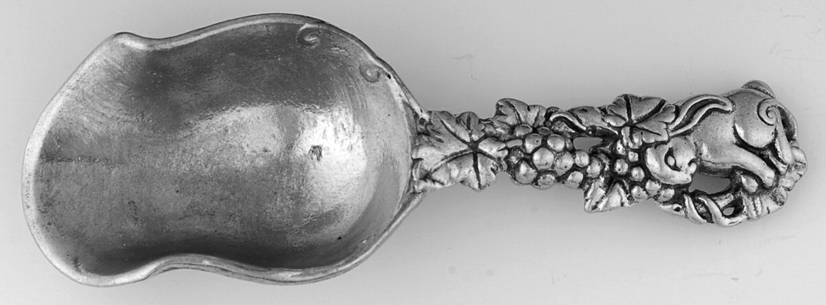 Grape (Aluminum, Hollowware) Ice Scoop Solid Piece by Arthur Court-1