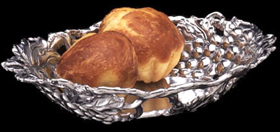 Grape (Aluminum, Hollowware) 10" Bread Tray by Arthur Court-1