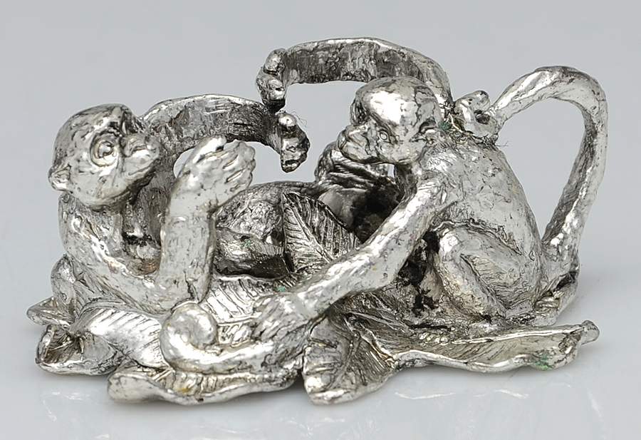 Safari (Aluminum, Hollowware) Metal Stand for Crystal Salt & Pepper by Arthur Court-1
