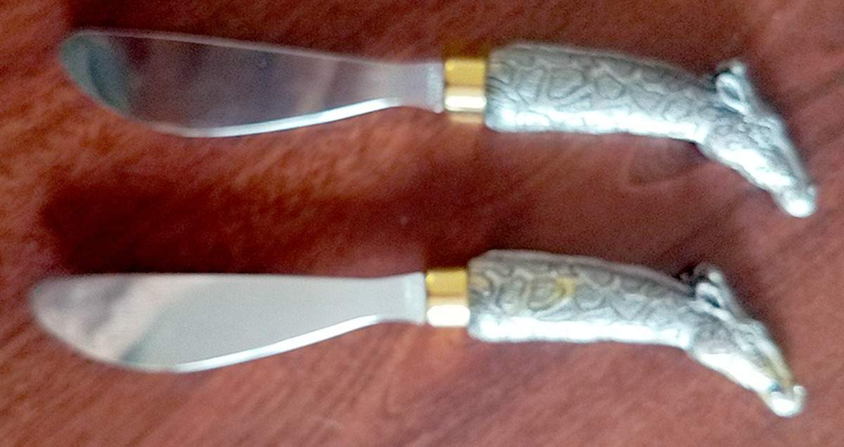 Safari (Aluminum, Hollowware) Hollow Handle All Purpose Spreader by Arthur Court-1