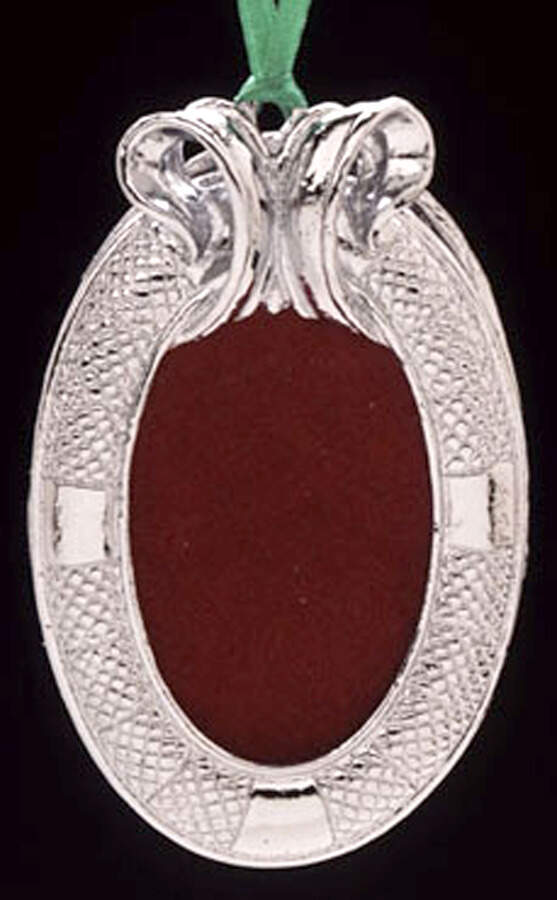 Soho (Aluminum, Serveware) Ornament Frame by Arthur Court-1