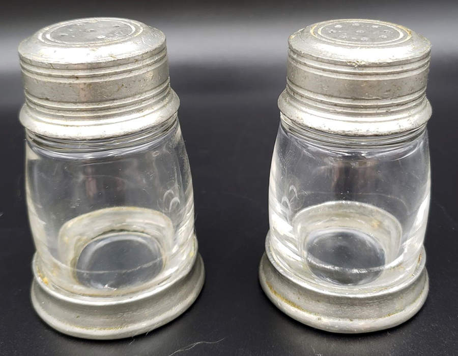 Tavola (Pewter, Hollowware) Crystal Salt & Pepper with Silver Top & Base by Arte Italica-1