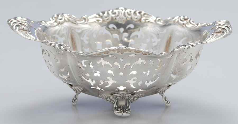 1073 (Sterling, Hollowware) 6" Pierced Bon Bon by Alvin-1