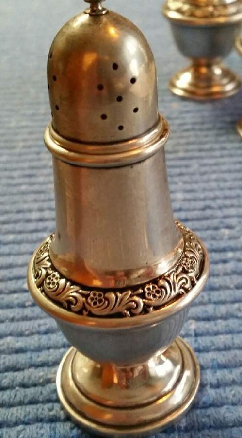 S211 (Sterling, Hollowware) Weighted Salt and Pepper Set by Alvin-1