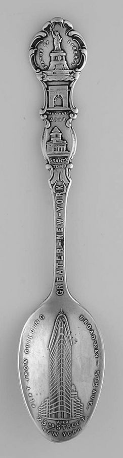States & Cities Souvenir Spoons(Sterling) New York Teaspoon by Alvin-1