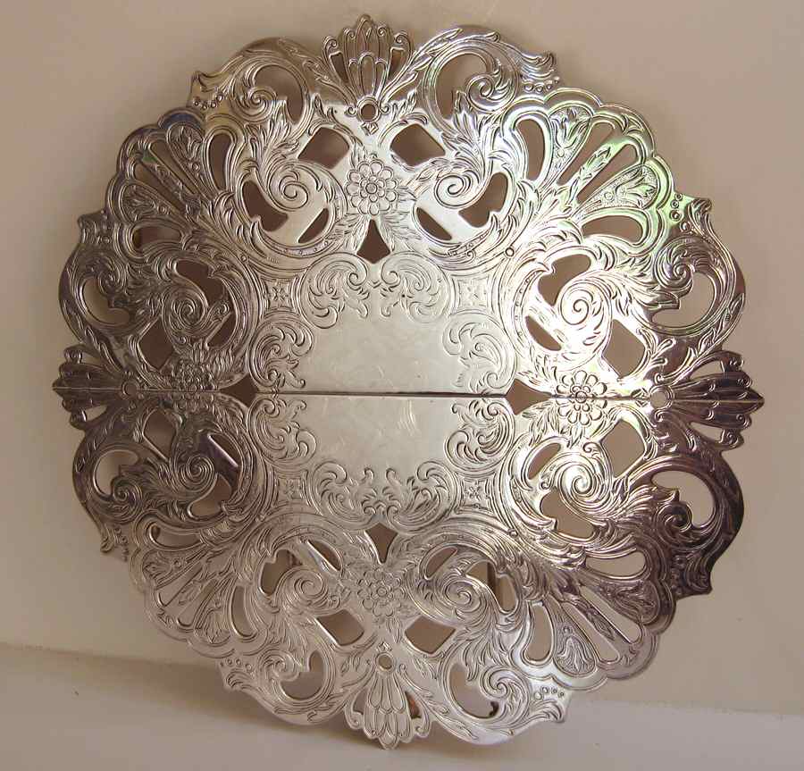 ASE2 (Silverplate, Hollowware) Expandable Trivet by Academy-1