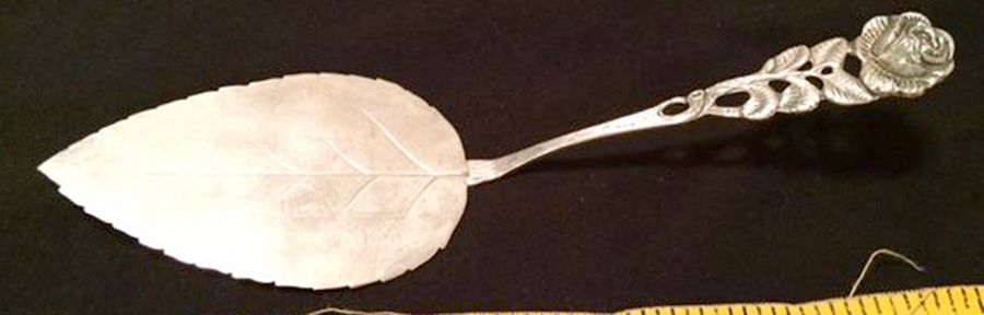 100-1 (Silverplate) Solid Piece Cake Server by Antiko 800-1
