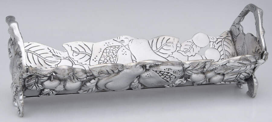 Della Robia (Aluminum, Hollowware) Cracker Dish by Arthur Court-1