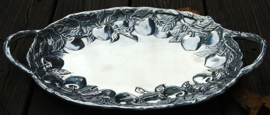 Apple (Aluminum, Hollowware) 14" Oval Serving Platter by Arthur Court-1