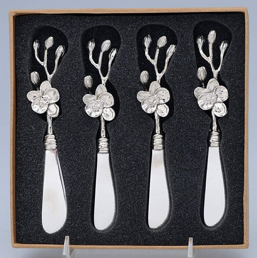 White Orchid (Nickelplate, Hollowware) Individual Spreader - Set of 4 by Michael Aram-1