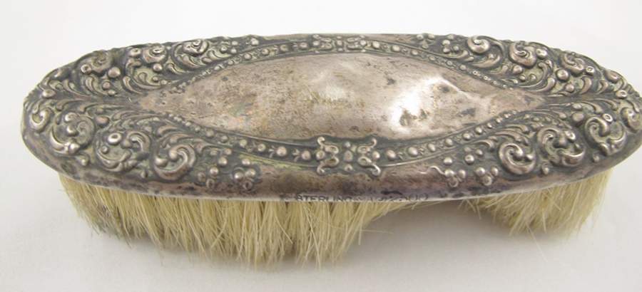 2500 (Sterling, Hollowware) Clothes Brush by Alvin-1